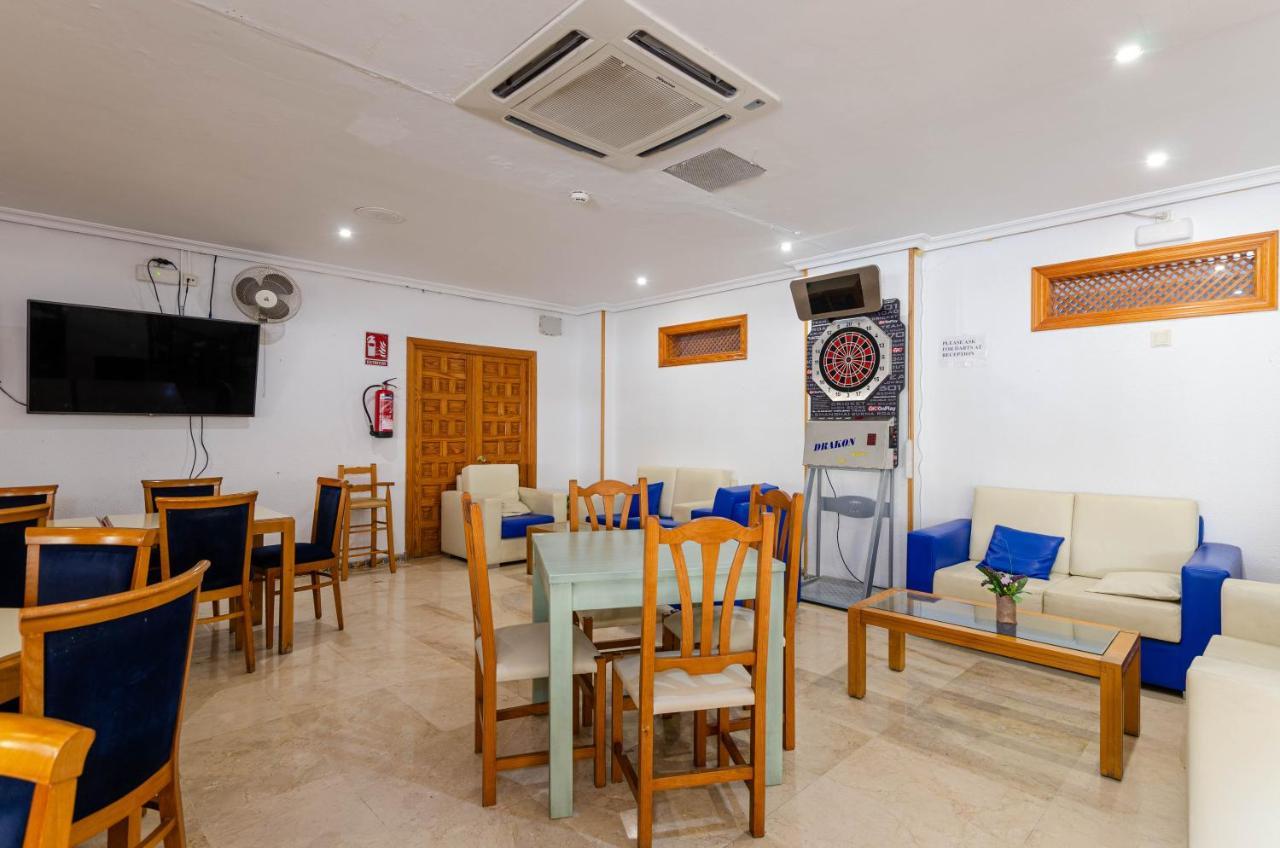 Mariner Club Aparthotel Пуерто де ла Аркудия Екстериор снимка
