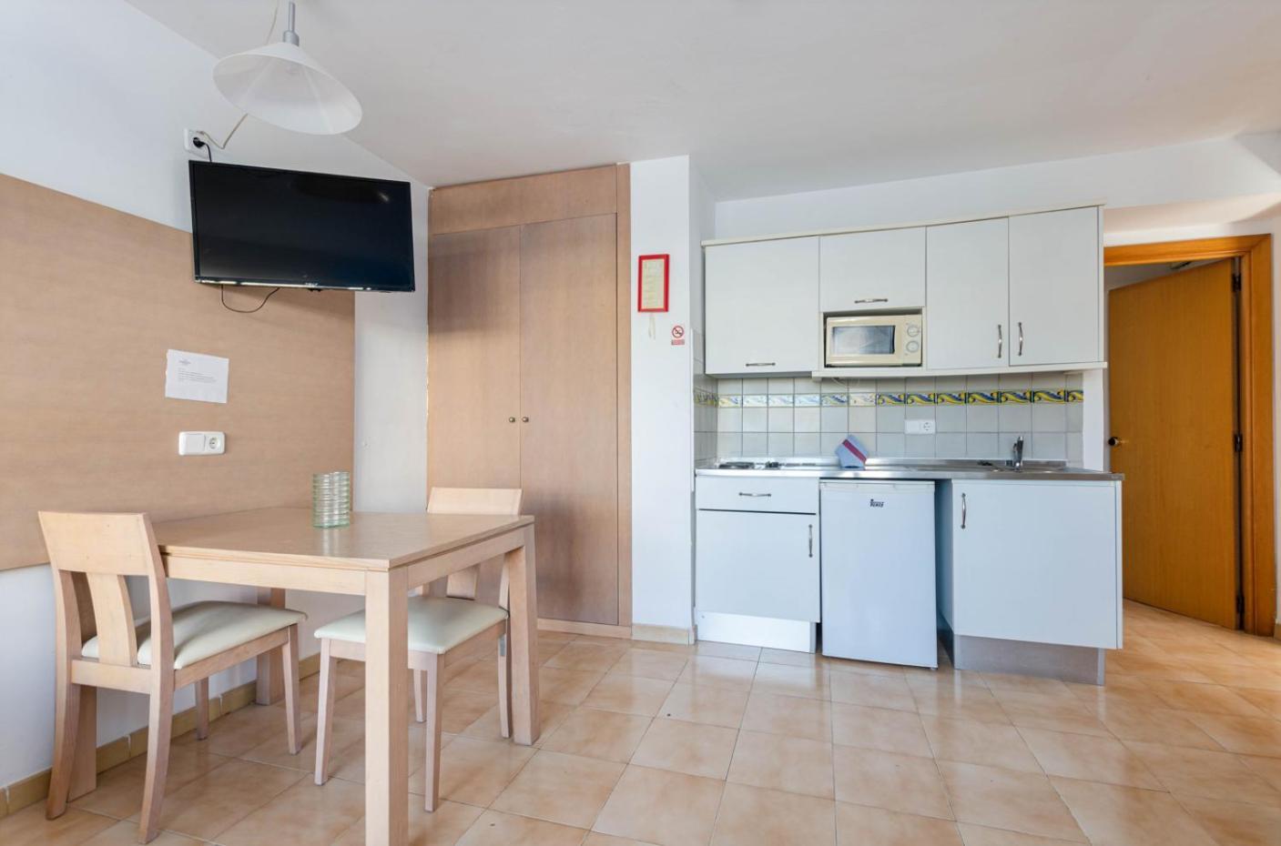Mariner Club Aparthotel Пуерто де ла Аркудия Екстериор снимка